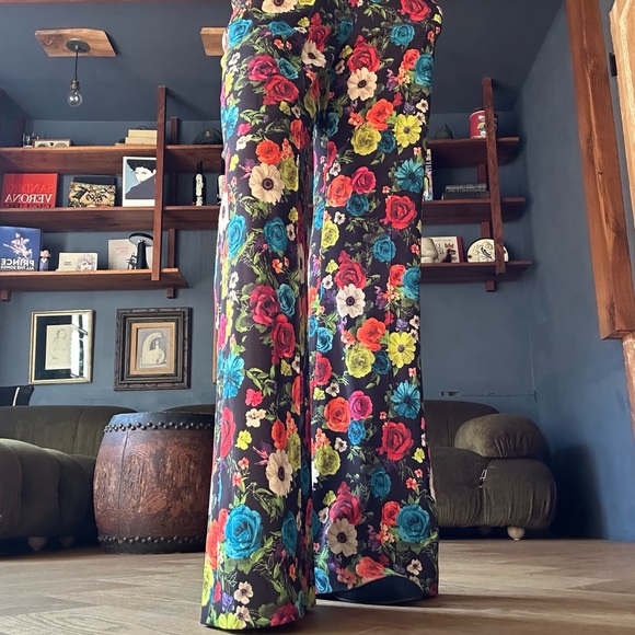 Alice + Olivia Multicolor Floral Pants - Picture 1 of 13